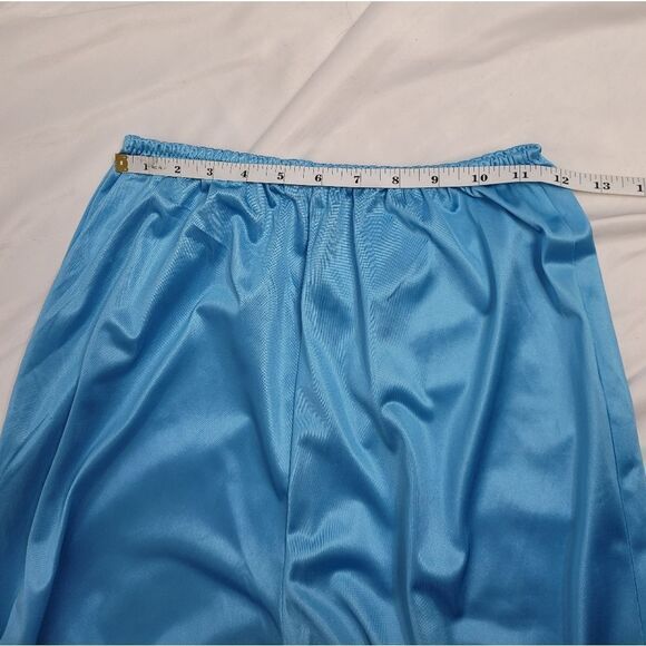 VINTAGE 80s pajama set teal embroidered floral short sleeve nylon lightweight L - Picture 7 of 9